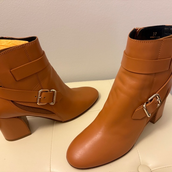 Tod’s Ankle Leather Boots with Crossed Straps and Bickles, Camel, Size 37 - Picture 3 of 6